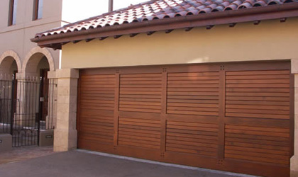 Steel LIne Timber Range Garage Doors- eGarage System